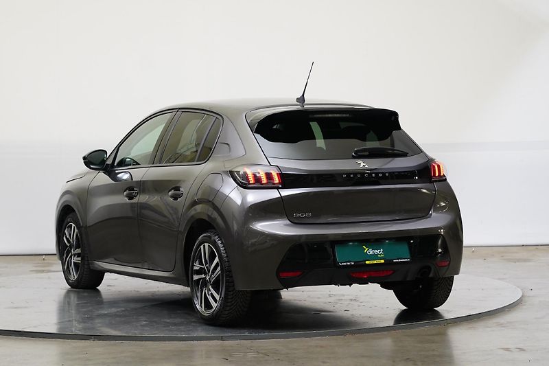 Peugeot 208 - fotka 8 z 26