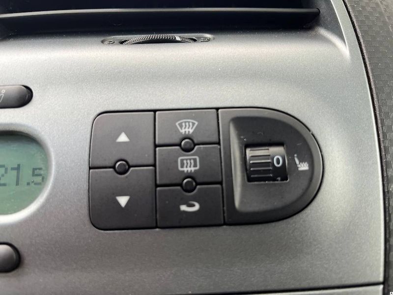 Seat Altea 2.0TDI/2006/SPORT-2MAJITEL - fotka 34 z 52