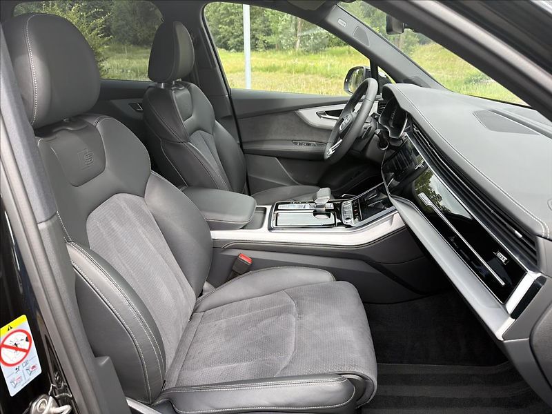 Audi Q7 3,0 TDI 210 KW S-LINE QUATTRO - fotka 18 z 39