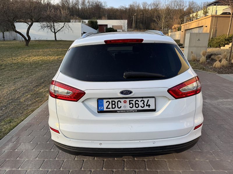 Ford Mondeo (2015) 2.0 /132kW - fotka 5 z 15
