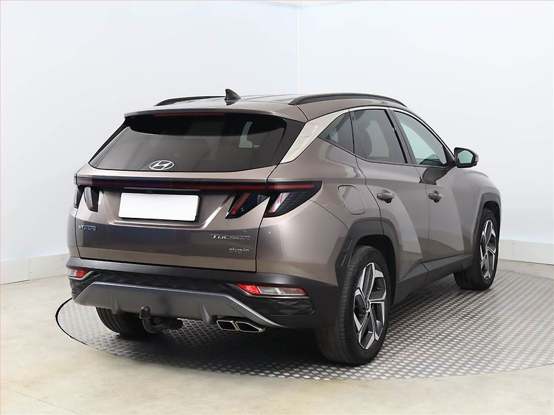 Hyundai Tucson (2022) 1.6 T-GDI PHEV - fotka 5 z 22