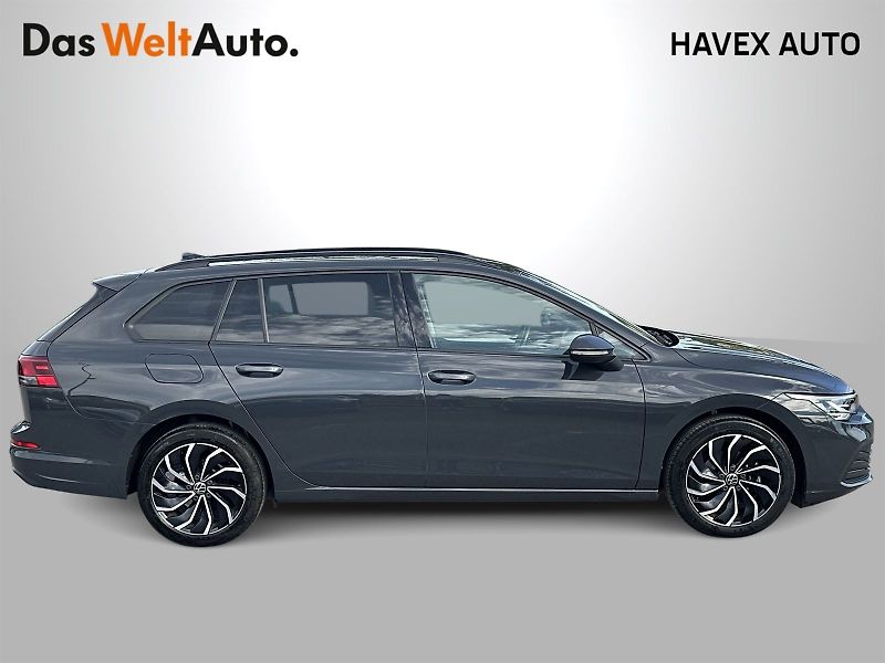 Volkswagen Golf Variant (2022) 1.0 TSI Life - fotka 28 z 30