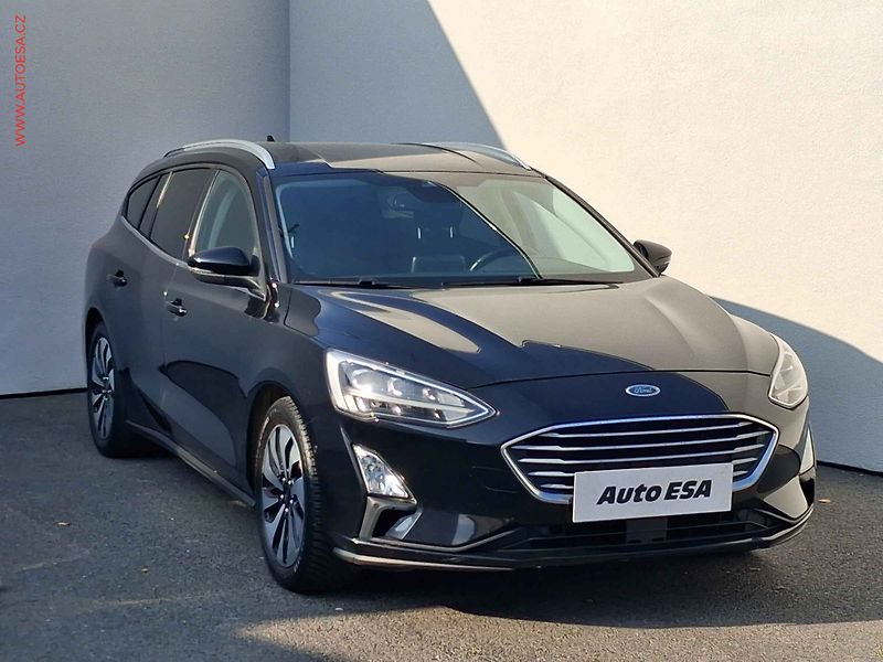 Ford Focus (2019) 1.5 TDCi, Titanium, LED - fotografie inzerátu