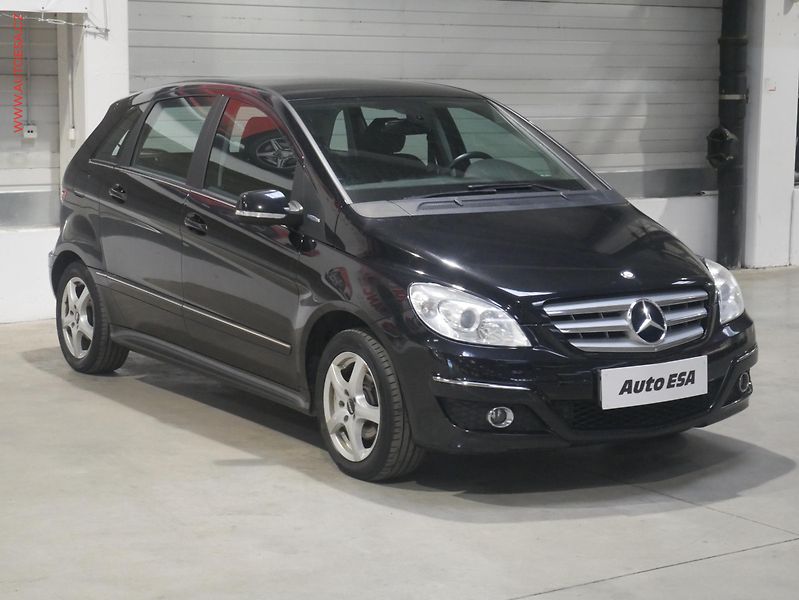 Mercedes-Benz Třídy B (2010) 1.7 B 180, AC, el. výbava - fotografie inzerátu
