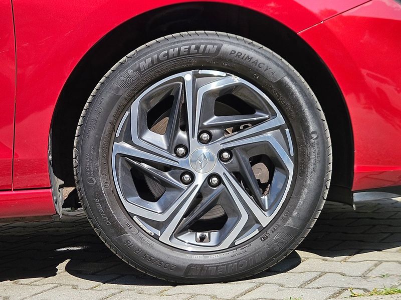 Hyundai i30 1,5 T-GDi 118kW,Smart,ČR,1.maj - fotka 9 z 35