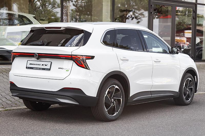 MG MGS5 EV (2026) LR 64 kWh  Exclusive - fotka 5 z 22
