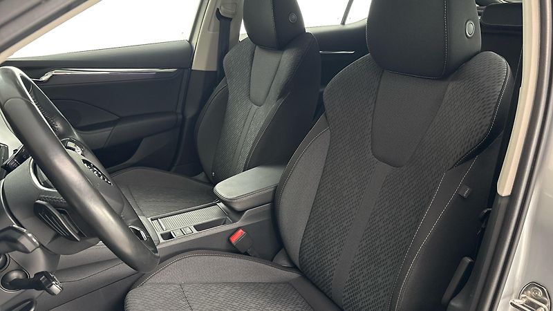 Škoda Octavia 2.0 TDI DSG Style - fotka 15 z 27