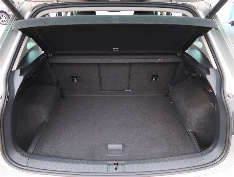 Volkswagen Tiguan (2018) Comfortline 2.0 TDI, Tempomat - fotka 13 z 18