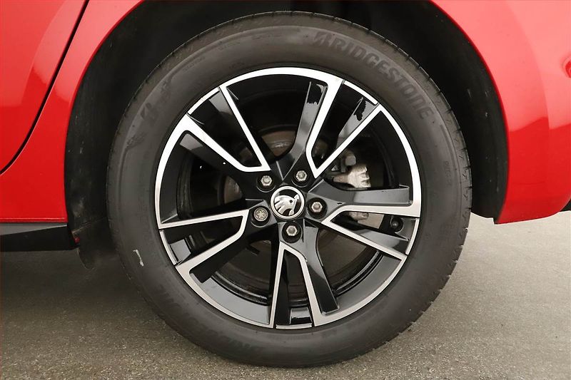 Škoda Fabia (2025) 1.0 TSI, Monte Carlo, FullLed - fotka 16 z 16
