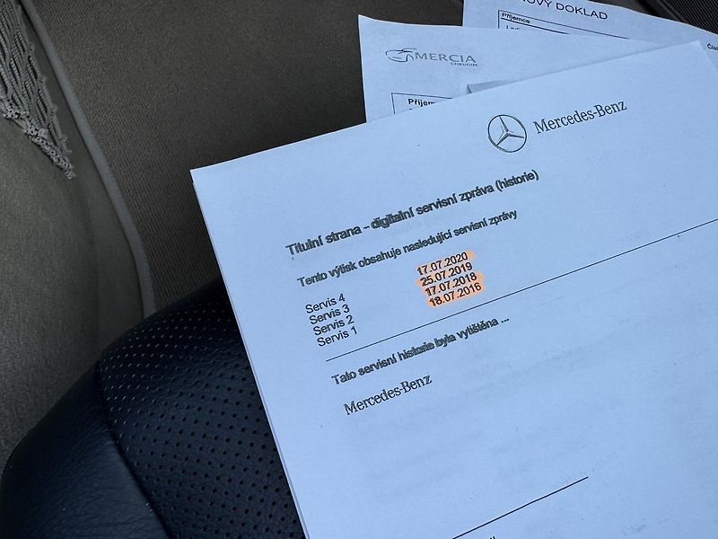 Mercedes-Benz Třídy E (2015) 250d Ad.LED Harman/Kardon - fotka 27 z 50