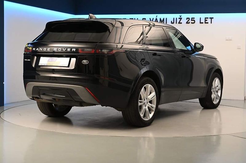 Land Rover Range Rover Velar (2019) 2.0 4x4 ACC Tažné 8AT D180 - fotka 5 z 37
