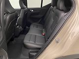 Volvo XC40 (2026) B3 AUT DARK ULTRA - náhled 6