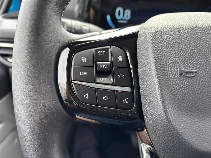 Ford Tourneo Custom 2,0 EcoBlue 125kW Titanium X - fotka 36 z 59