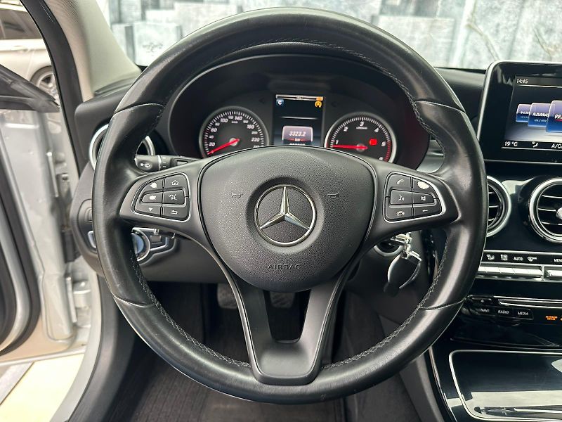 Mercedes-Benz Třídy C (2015) C220CDI,125KW,VYHŘ. SED.,TEMP. - fotka 22 z 23