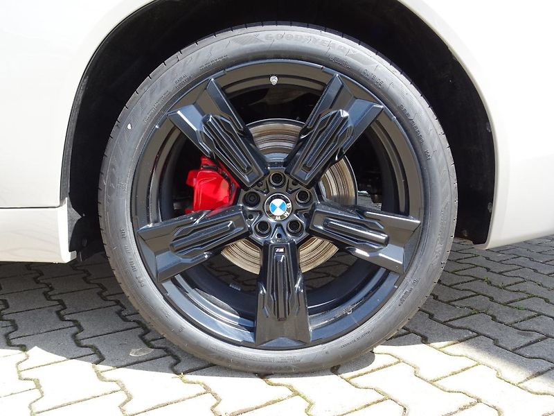 BMW X3 20 xDrive - fotka 7 z 7