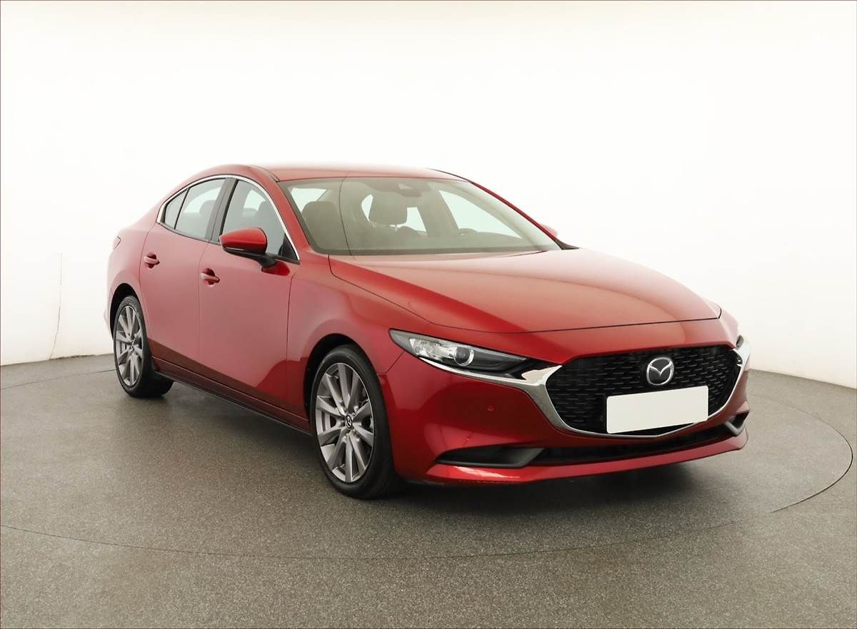 Mazda 3 2.0 Skyactiv-G, ČR,1.maj