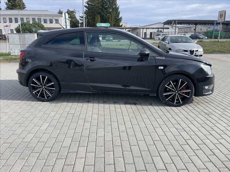 Seat Ibiza 1,4 TSI FR 135kw Automat DPH - fotka 5 z 38