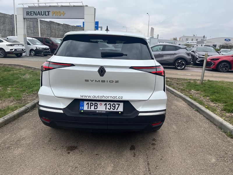 Renault Symbioz (2025) techno mild hybrid 140 - fotka 5 z 9