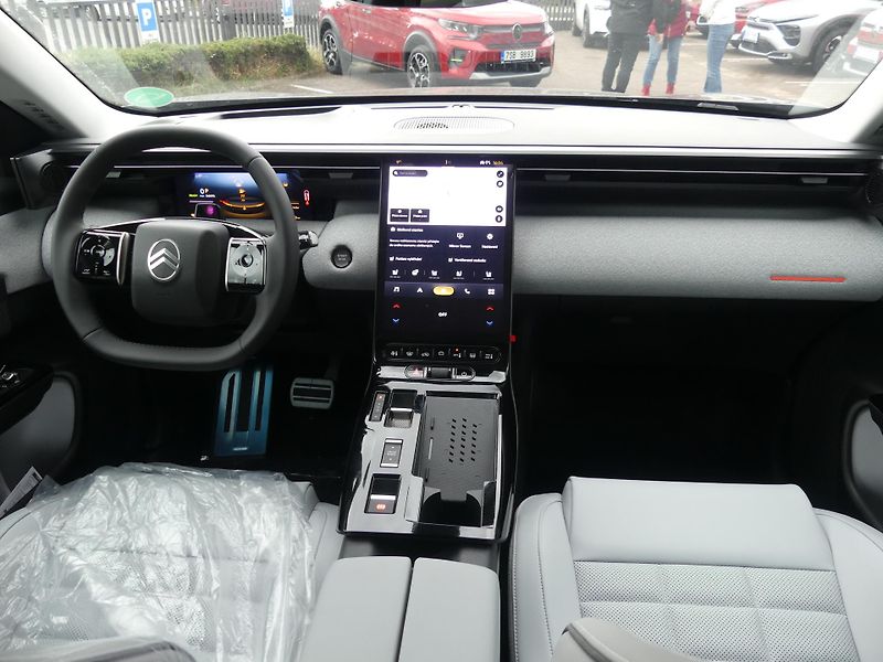 Citroën C5 Aircross (2026) MAX Plug-in Hybrid 195k Aut. - fotka 13 z 24