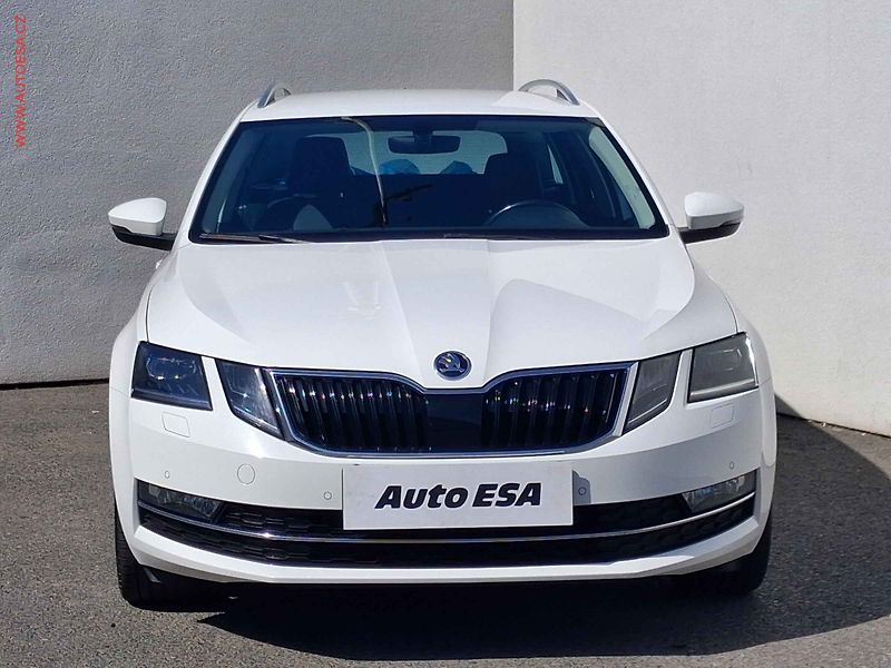 Škoda Octavia (2019) 2.0 TDi, Style, DSG - fotka 2 z 20
