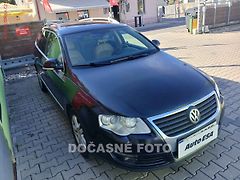 Volkswagen Passat (2006) 2.0 TDi, Klima - fotografie inzerátu