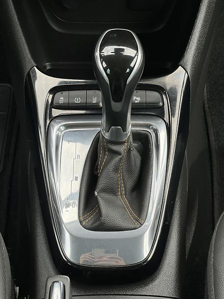 Opel Crossland X 1.2T AUTOMAT NOVÉ ROZVODY - fotka 27 z 48