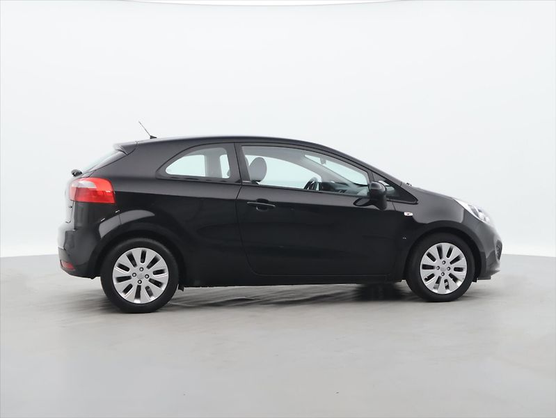 Kia Rio 1.3 1.25CVVT 62kW Comfort Pro - fotka 8 z 34