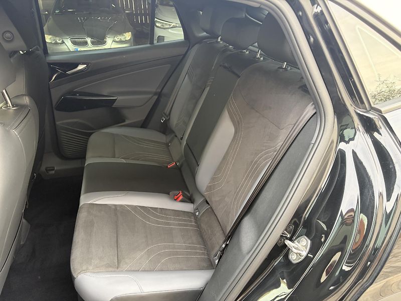 Volkswagen ID.5 (2022) PRO 77kwh, SOH 94,4%  - fotka 8 z 9