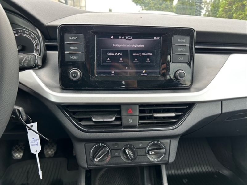 Škoda Scala 1,0 TSI 70 Ambition - fotka 10 z 11