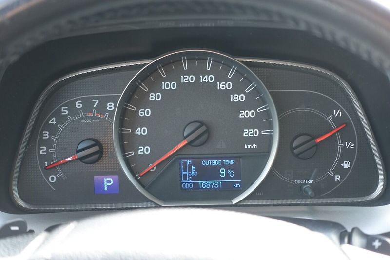 Toyota RAV4 2.0 VVT-i AWD Multidrive S Act - fotka 25 z 30