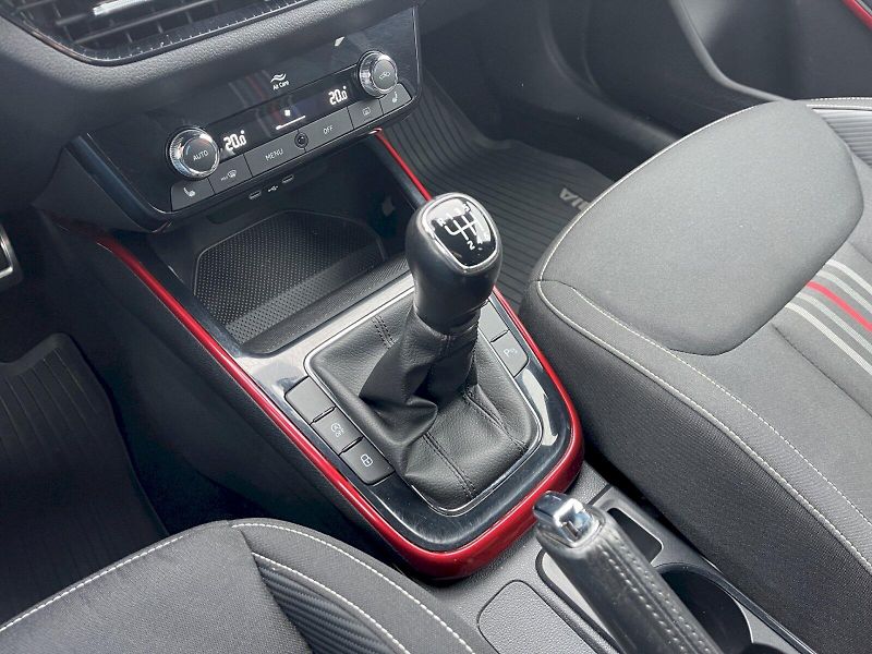 Škoda Fabia (2023) 1.0 TSI 81kW Monte Carlo - fotka 12 z 33