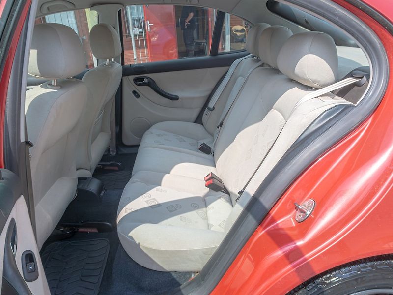 Seat Leon (2002) 1.9TDI 66KW DIGI – 2x KOLA - fotka 30 z 39