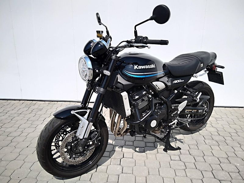 Kawasaki Z900RS - fotka 4 z 10
