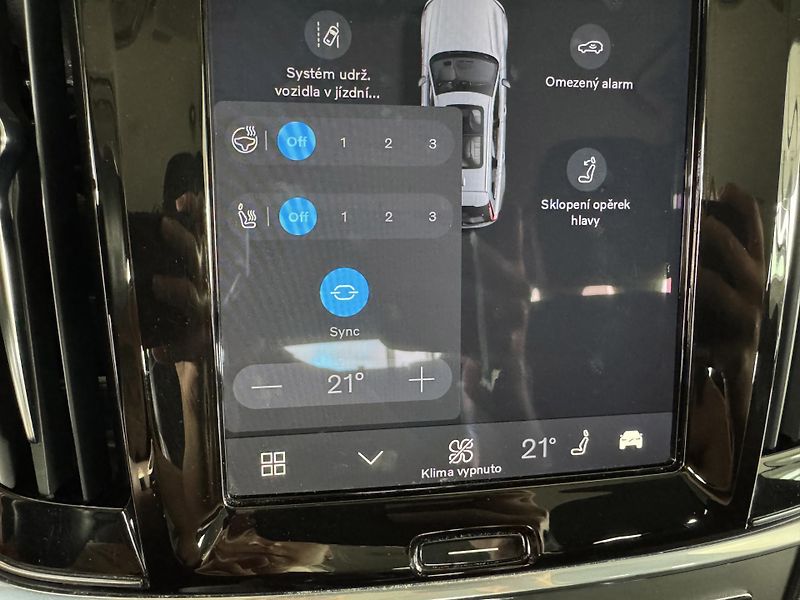 Volvo V90 T6 AWD*Recharge*KeyLess*Tažné - fotka 23 z 37