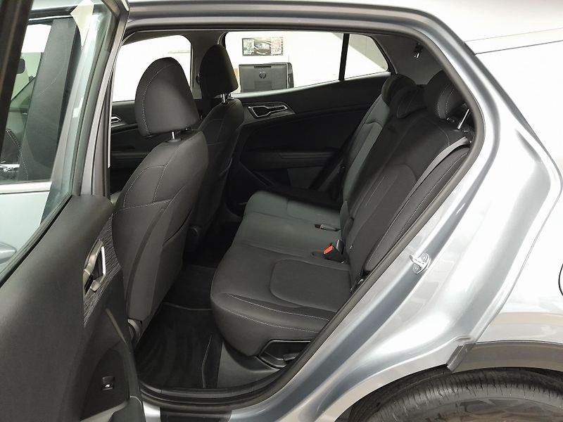 Kia Sportage 1.6 T-GDI Comfort ČR 1.MAJ - fotka 12 z 29
