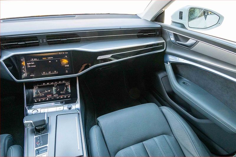 Audi A7 (2018) 55 TFSI - fotka 8 z 22