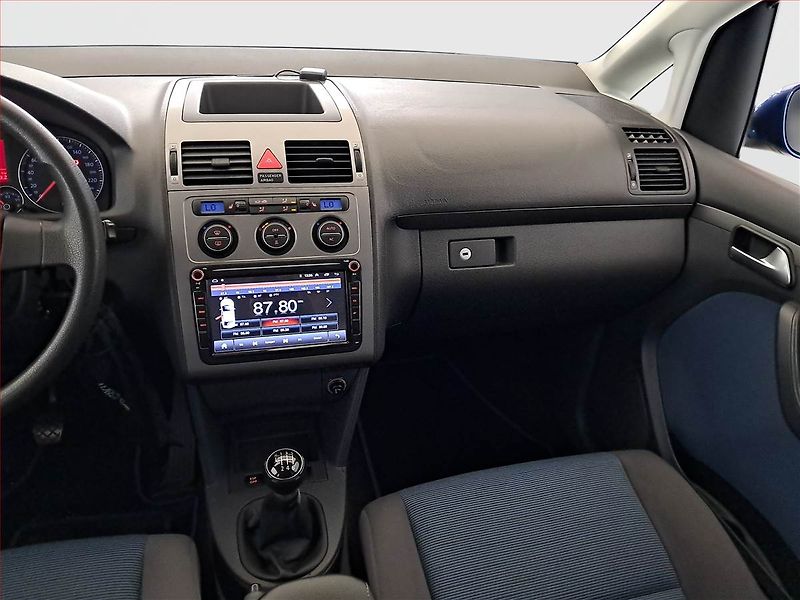 Volkswagen Touran (2009) 1.4 TSI, Tempomat - fotka 8 z 15