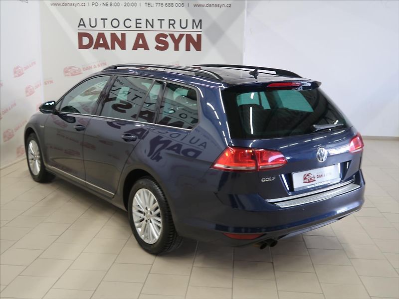 Volkswagen Golf 1,4 TSI 1.majitel - fotka 6 z 33
