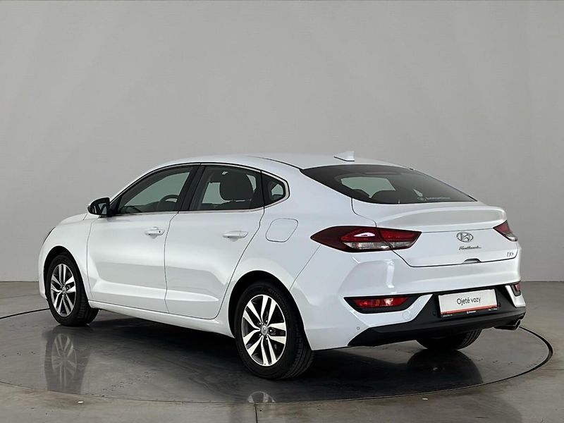Hyundai i30 Comfort - fotka 15 z 27