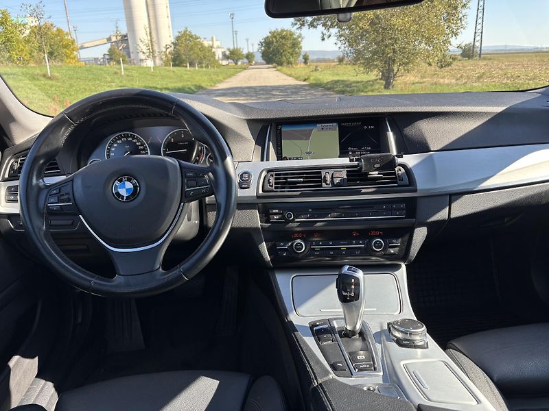 BMW Řada 5 (2016) Luxury 140kw,SERVIS  BMW - fotka 10 z 18