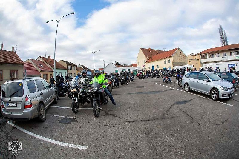 Vánočka 2024. Podívejte se, jak vypadal tradiční sraz motorkářů ve Slavkově.