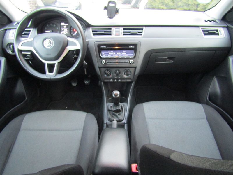 Škoda Rapid (2015) 1.2 TSI 63kW - fotka 15 z 36