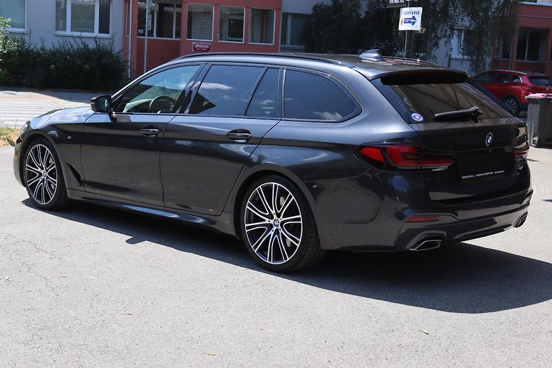 BMW Řada 5 530D XDRIVE TOUR G31 M-PAKET  - fotka 14 z 50