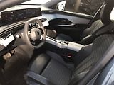 Peugeot 5008 (2025) ALLURE Hybrid e-DCS6 1,2 - náhled 10