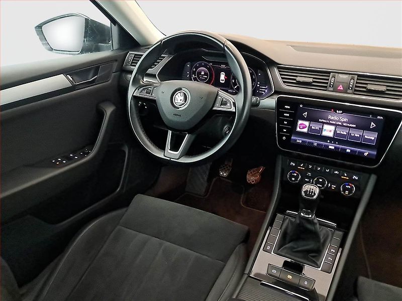 Škoda Superb (2018) 2.0 TDI, Kůže, Navi, Bi-Xenony - fotka 7 z 19