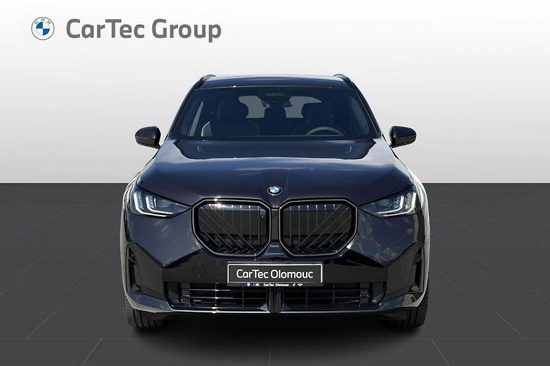 BMW X3 xDrive 40d - fotka 2 z 6
