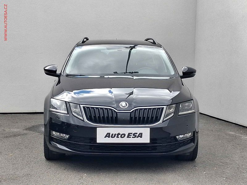 Škoda Octavia (2017) 2.0 TDi, Drive, LED, navi - fotka 2 z 19