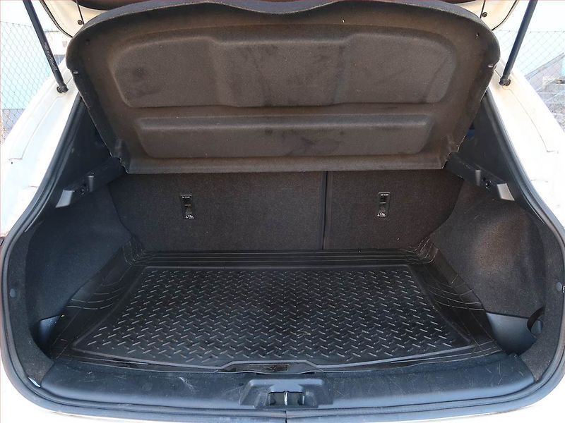 Nissan Qashqai (2014) 1.5 dCi, Serv.kniha, Tempomat - fotka 12 z 15