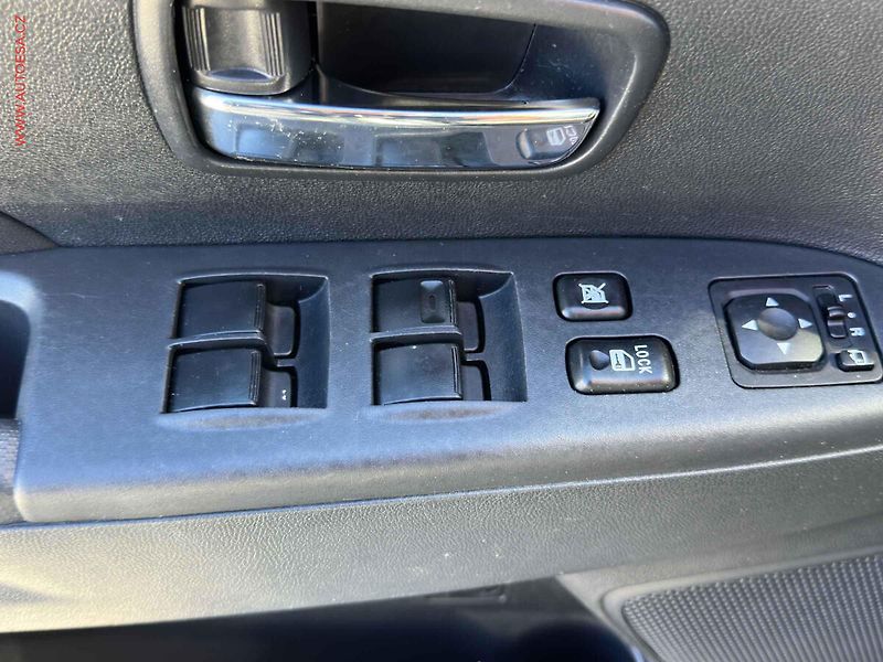 Mitsubishi ASX (2018) 1.6MIVEC, 2.maj,ČR, Xenon - fotka 11 z 20