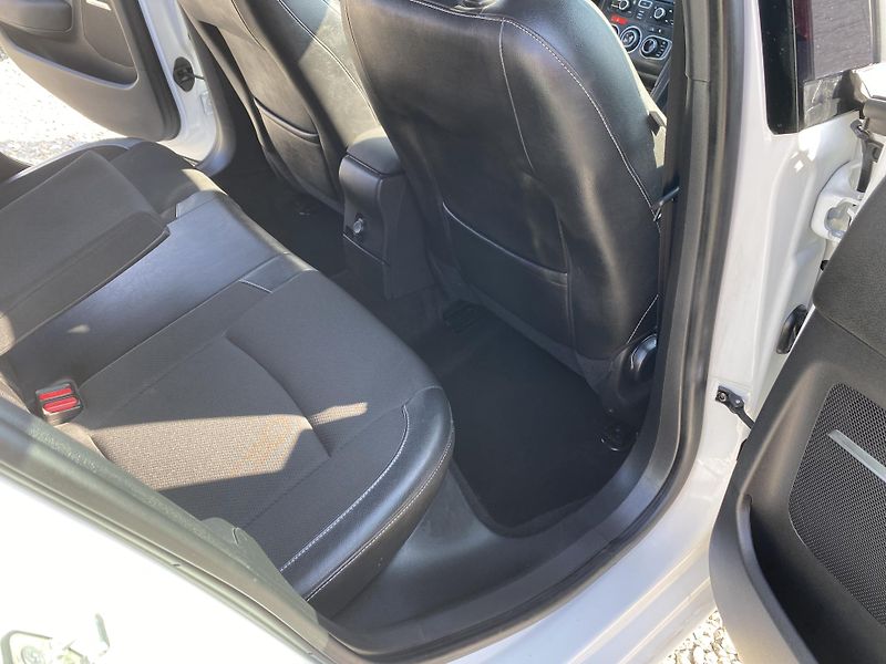 Citroën DS4 1.6i 16V 120PS EXCLUSIVE TOP!! - fotka 122 z 160